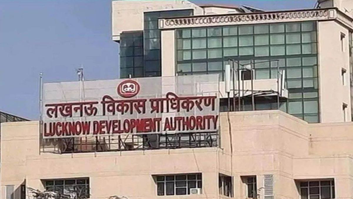 दो लोगों का प्राधिकरण ! LDA की कार्रवाई का डर दिखाकर चल रहा था अवैध वसूली का खेल, अब पहुंचे सलाखों के पीछे