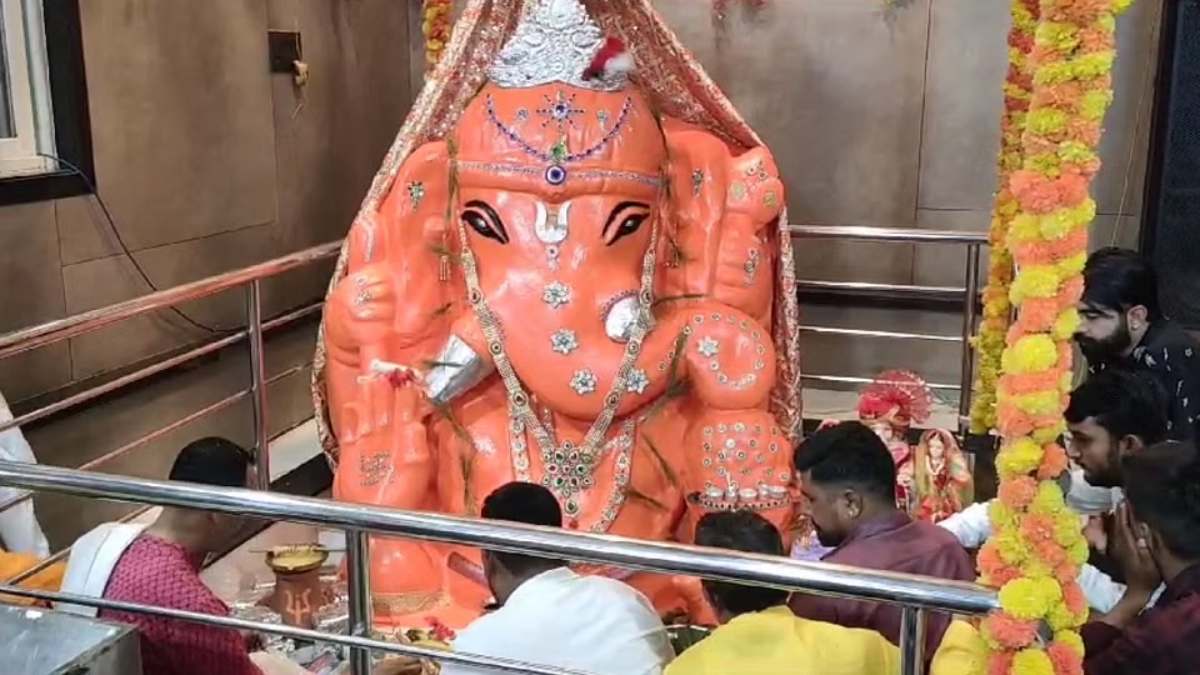 छत्तीसगढ़ के इस जगह में है 100 वर्ष पुराना भूमि फोड़ गणेश मंदिर, जिसकी हर साल बढ़ रही है उँचाई…