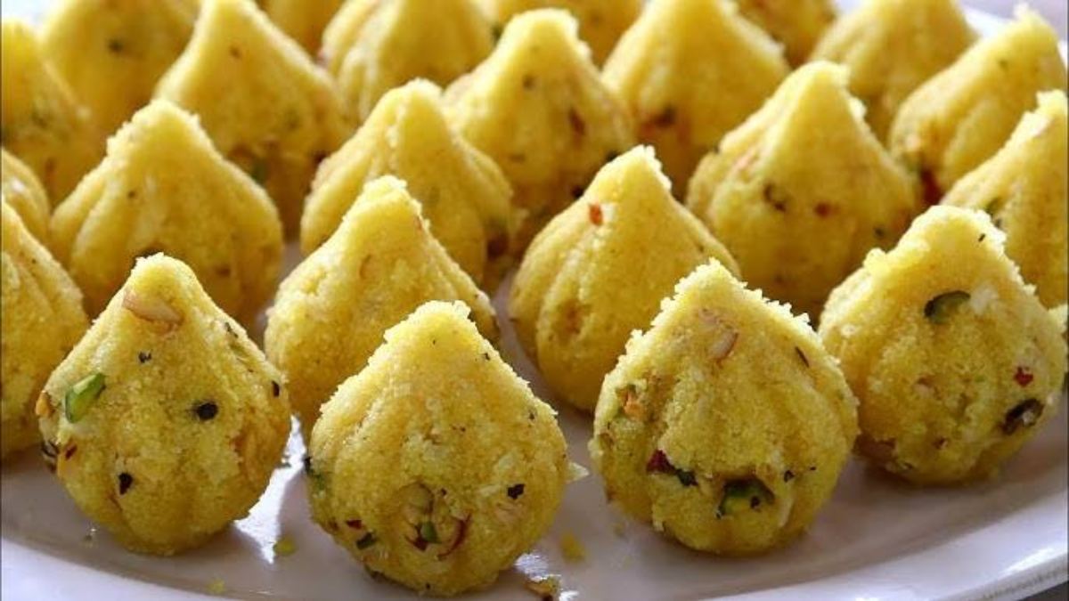 Todays recipe: सूजी और नारियल, बस दो चीजों से तैयार करें गणपति बप्पा के प्रिय मोदक