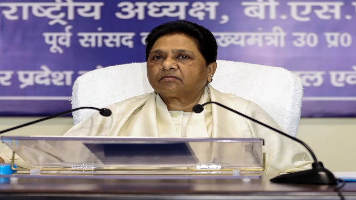 2027 में पार्टी की नइया पार लगाने के लिए मायावती का मास्टरप्लान, सपा के PDA से ‘A’ को हथियाने पर फोकस
