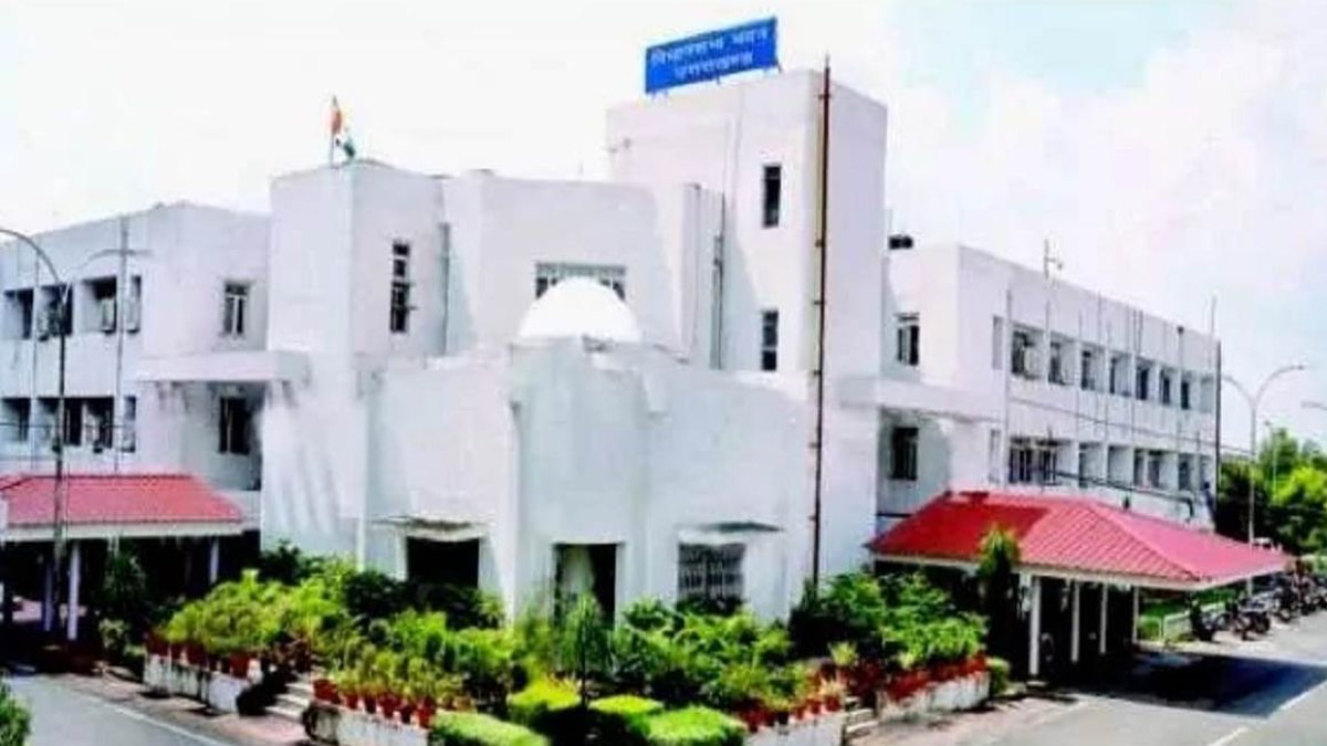 Uttarakhand Breaking : निकायों के आरक्षण बिल को लेकर प्रवर समिति का गठन