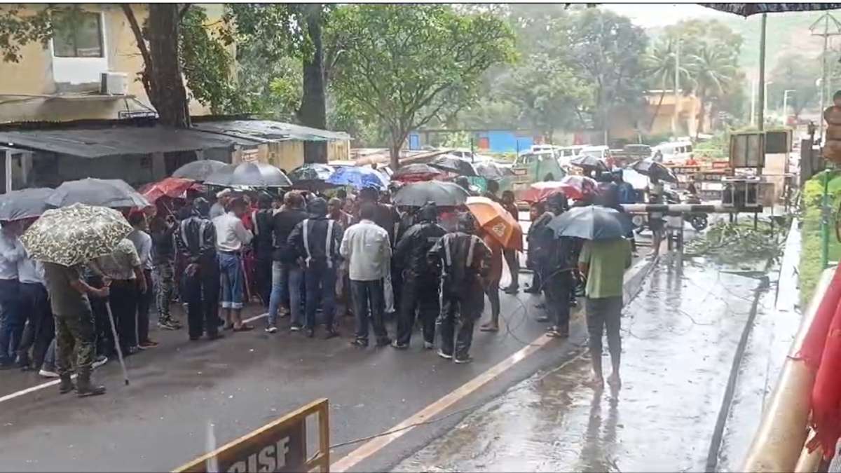बस्तर में आफत की बारिश, लौह नगरी में फिर मचाई तबाही, घरों में घुसा पानी, प्रभावितों ने किया चक्का जाम