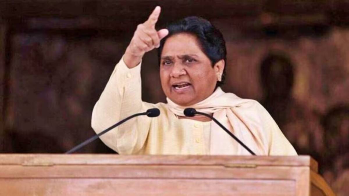 ‘राहुल गांधी के नाटक से रहें सर्तक, SC, ST, OBC के आरक्षण को खत्म करने का षड्यंत्र कर रही कांग्रेस’, बसपा सुप्रीमो का हमला