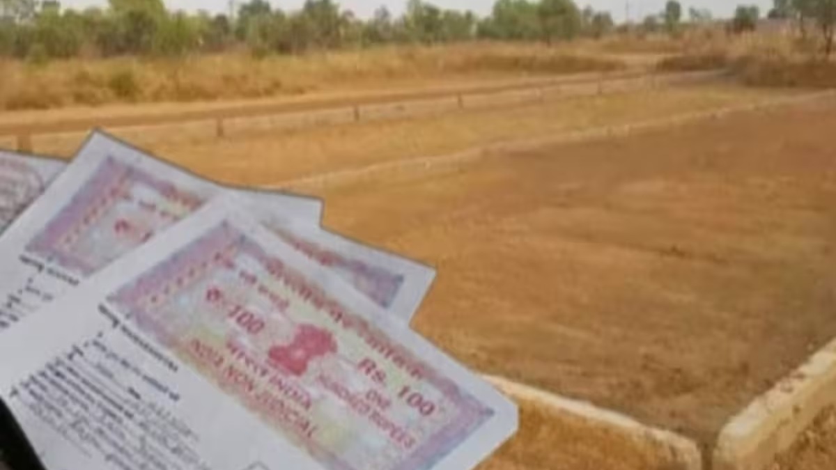 यूपी में जमीन भी सुरक्षित नहीं ! जालसाजों ने बेच डाली शिक्षक की जमीन, कागज में नाम मालिक का और फोटो किसी और की, टीचर को खबर तक नहीं