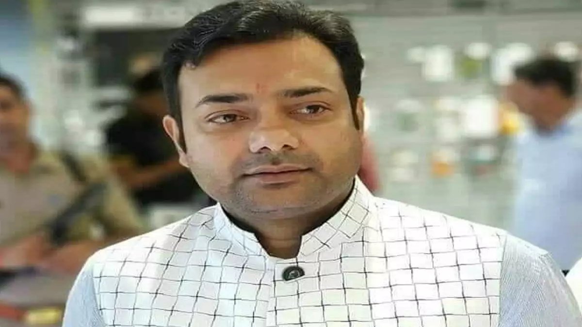 बीजेपी विधायक ने पुलिस महकमें पर उठाया सवाल, कहा- व्यापारी की हत्या के मामले में हो रही लीपापोती, किसके इशारे पर अपना रहे नरम रुख?