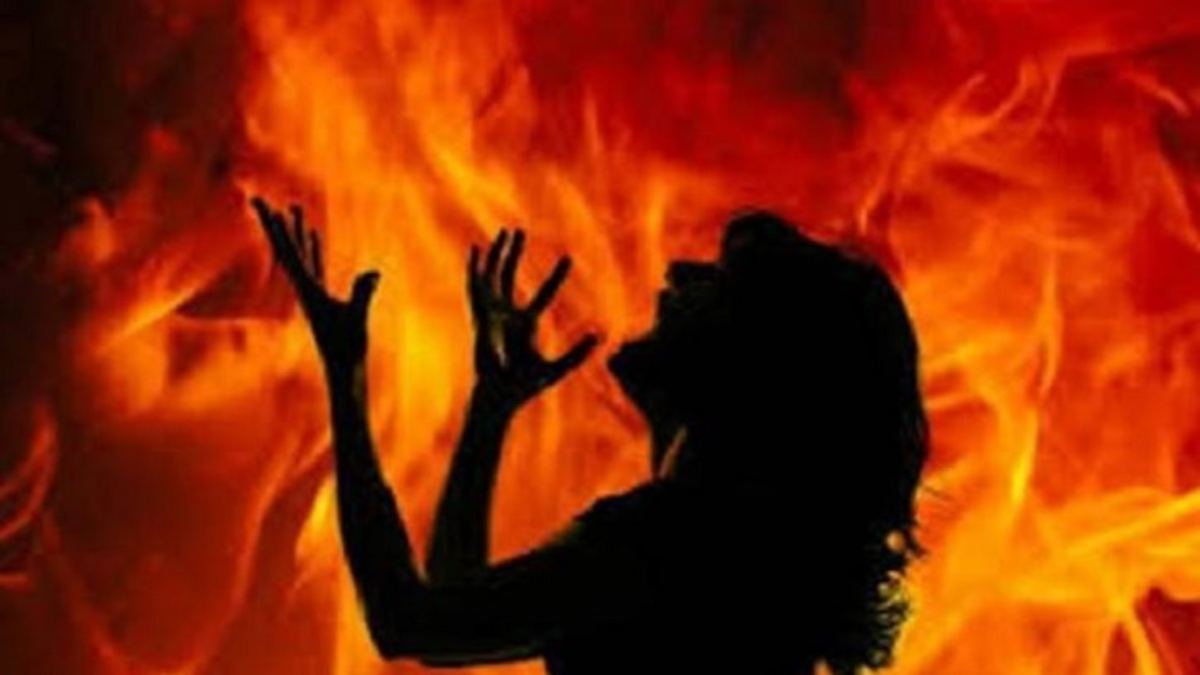 मर गई मानवताः असामाजिक तत्वों ने सो रही साध्वी को जिंदा जलाया, फिर इस हाल में इलाके के लोगों ने पहुंचाया अस्पताल