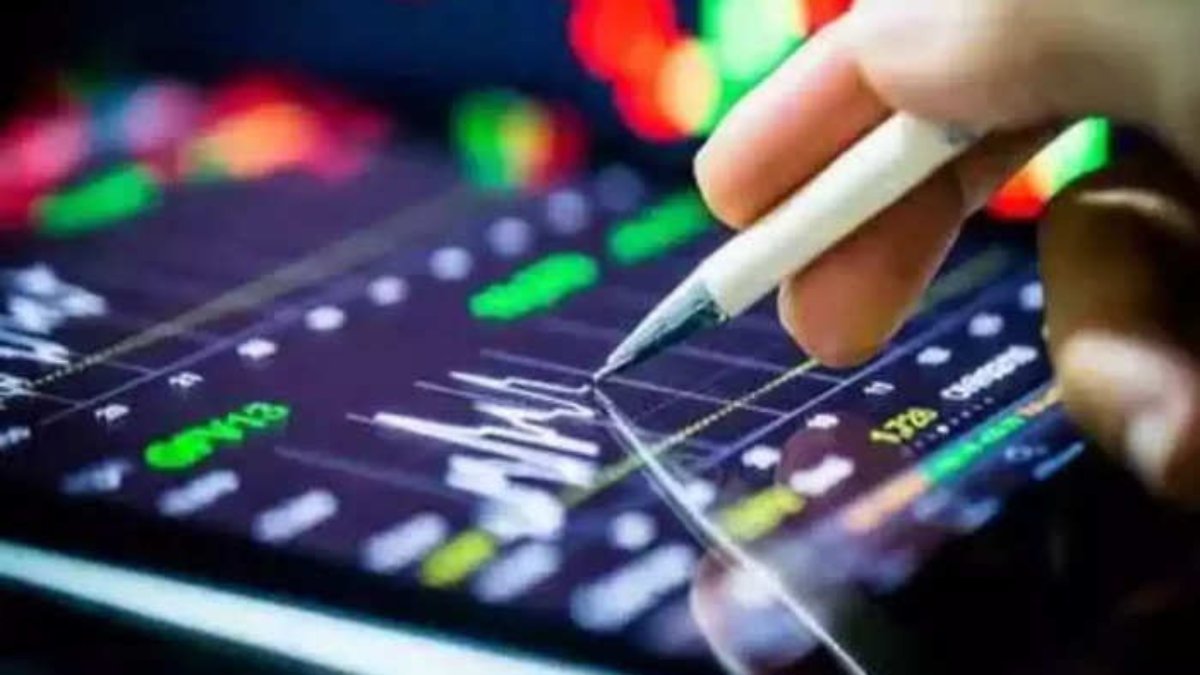 Share Market Portfolio: इन शेयर्स के ब्रोकरेज हो गए दीवाने, खरीदने की दे रहे सलाह, जानिए क्या है टारगेट प्राइस