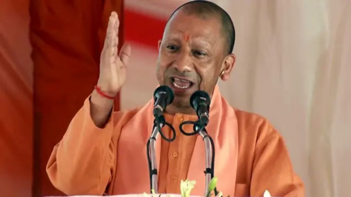 ‘पहले बबुआ 12 बजे तक सोता था और’…अखिलेश यादव पर जमकर बरसे CM योगी, जानिए किस बात को लेकर बोला तीखा हमला