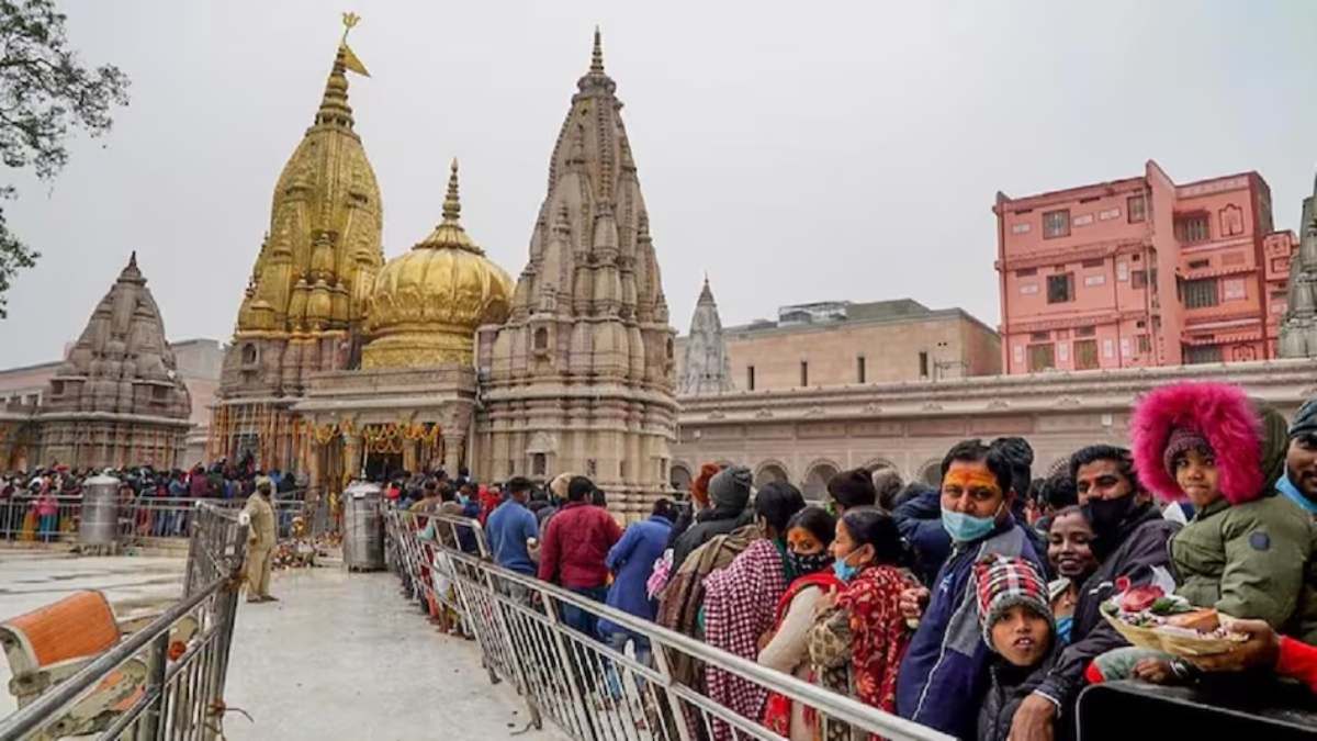 मालामाल हो गए ‘बाबा’: श्रद्धालुओं ने काशी विश्वनाथ में दिया रिकार्ड तोड़ चढ़ावा, दान की रकम जानकर नहीं होगा यकीन…