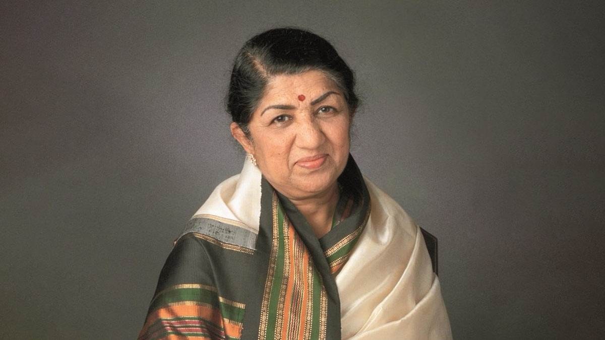 95th Birth Anniversary : पिता के डर से चोरी छिपे रियाज करती थी Lata Mangeshkar, एक इंटरव्यू में खुद किया था खुलासा …