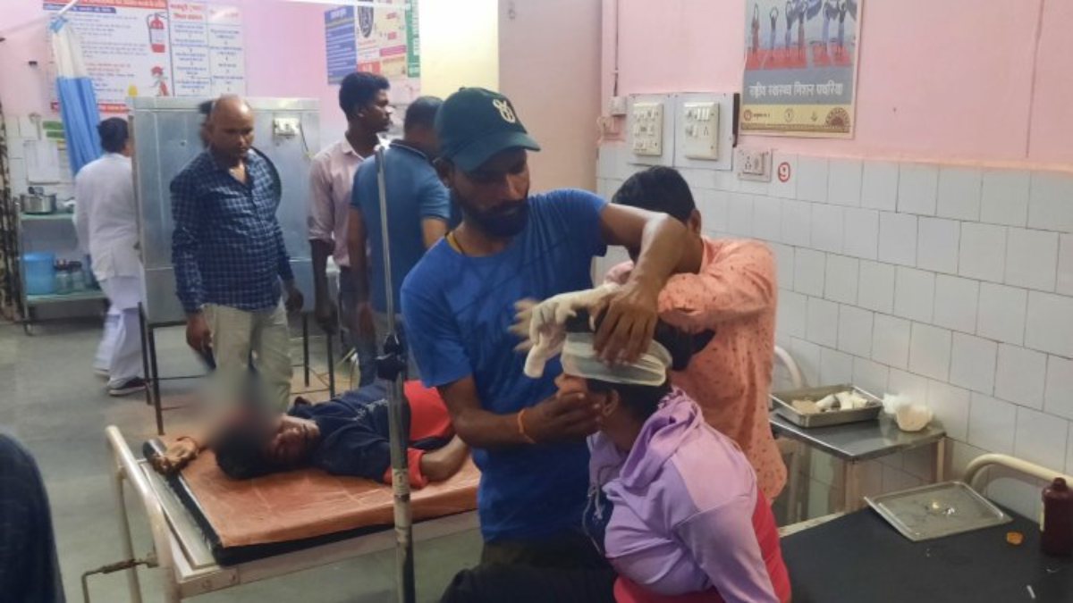 Road Aaccident : दो बाइक आपस में टकराई, युवक की मौक पर मौत, 4 घायल