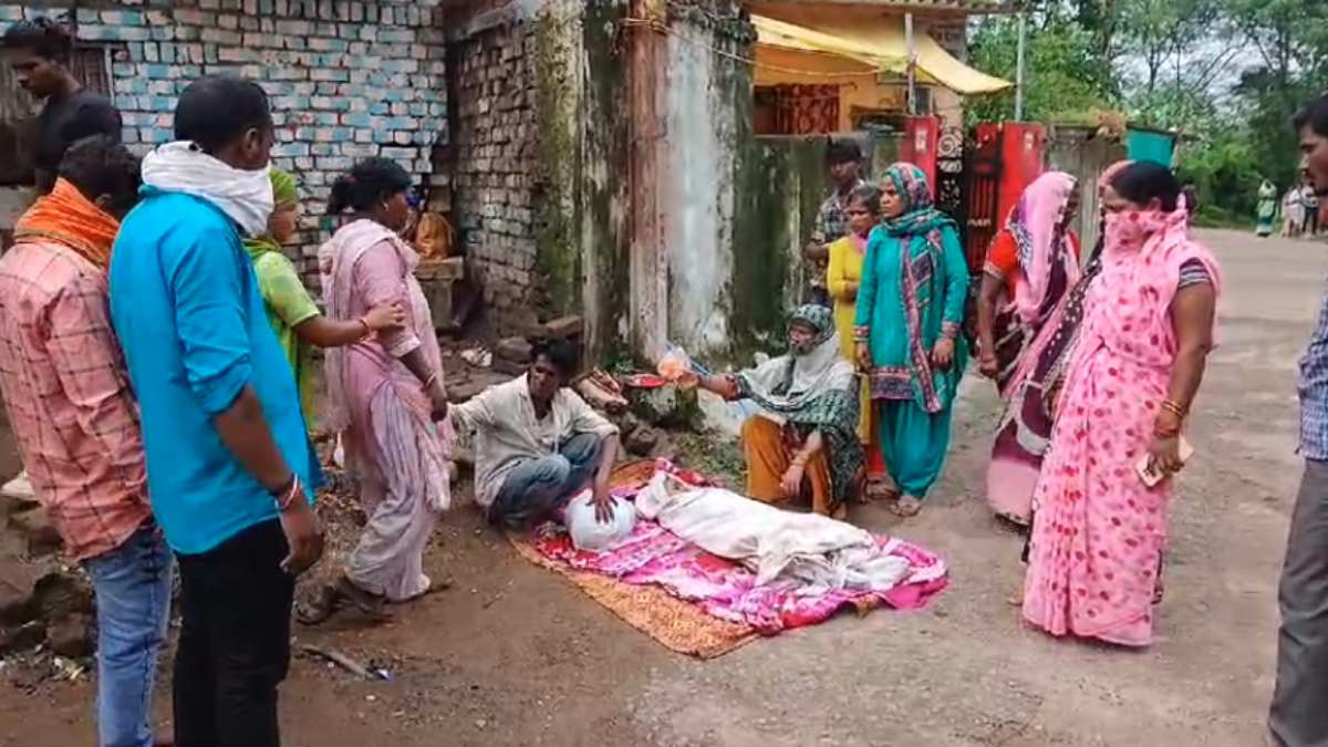 गंदगी ने ली मासूम की जान! इलाज के बाद बच्ची ने तोड़ा दम, मौत का जिम्मेदार कौन ?