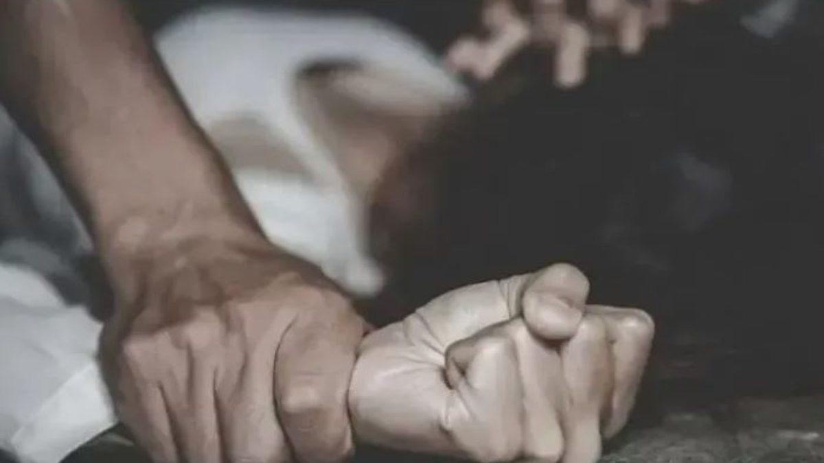 मैं तुझसे शादी करूंगा…, झांसा देकर नाबालिग से रिश्तेदार ने जंगल में किया दुष्कर्म, घर पहुंचकर परिजनों को बताई आपबीती