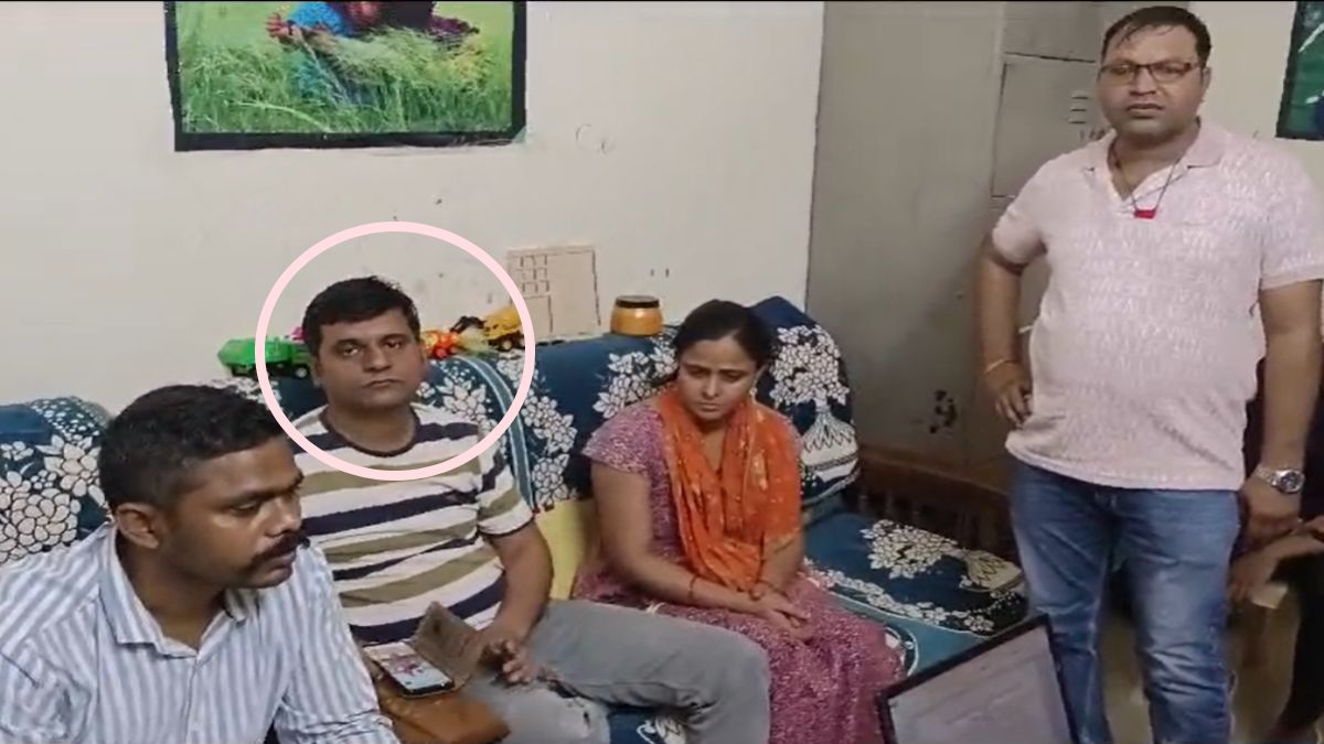 लोकायुक्त की कार्रवाईः पत्नी के साथ 10 हजार रिश्वत लेते बैंक मैनेजर ट्रेस, कैंटीन संचालक महिला से मांगी थी घूस