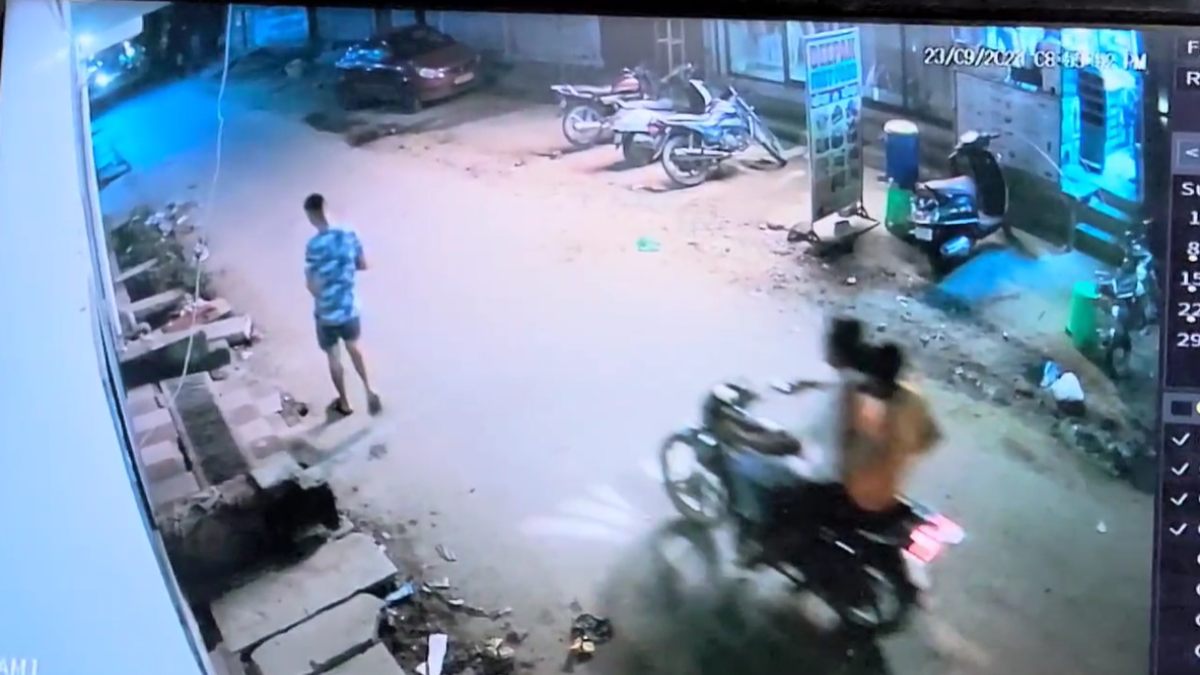 MP में पुलिस भी सुरक्षित नहींः पुलिस कर्मी से मोबाइल लूट कर भाग गए बाइक सवार बदमाश