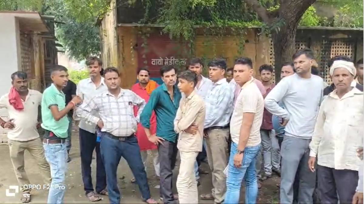 बर्थडे पार्टी के बहाने युवक को बुलायाः सुबह उसी के घर में मिला शव, सूचना देने वाले तीन आरोपी हिरासत में