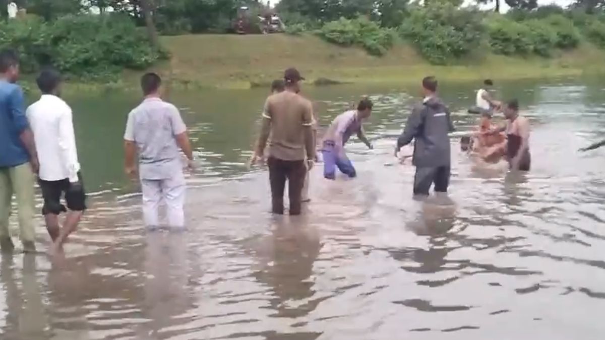 बड़ा हादसा: तालाब में डूबने से 3 बच्चों की मौत, गांव में पसरा मातम