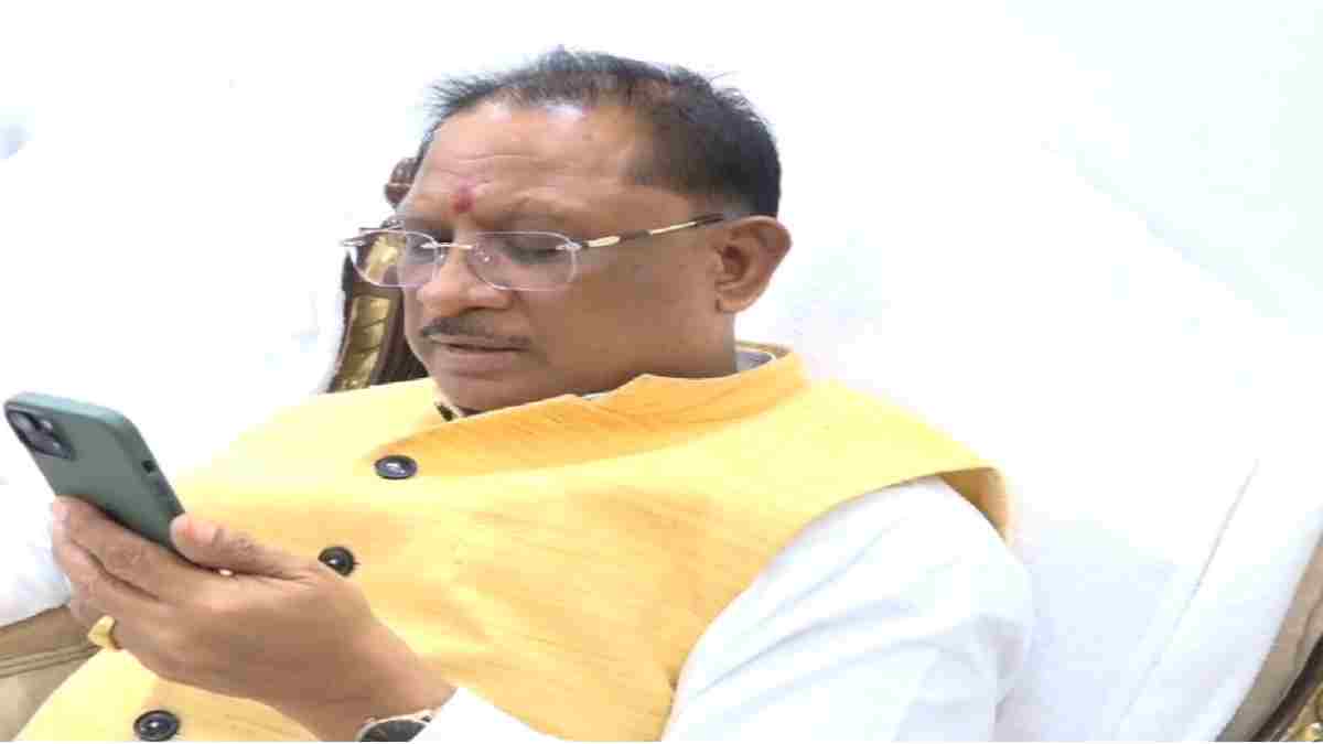 बलौदाबाजार सामूहिक हत्याकांड : सीएम साय ने पीड़ित परिवार से की बातचीत, 10 लाख आर्थिक सहायता देने का किया ऐलान