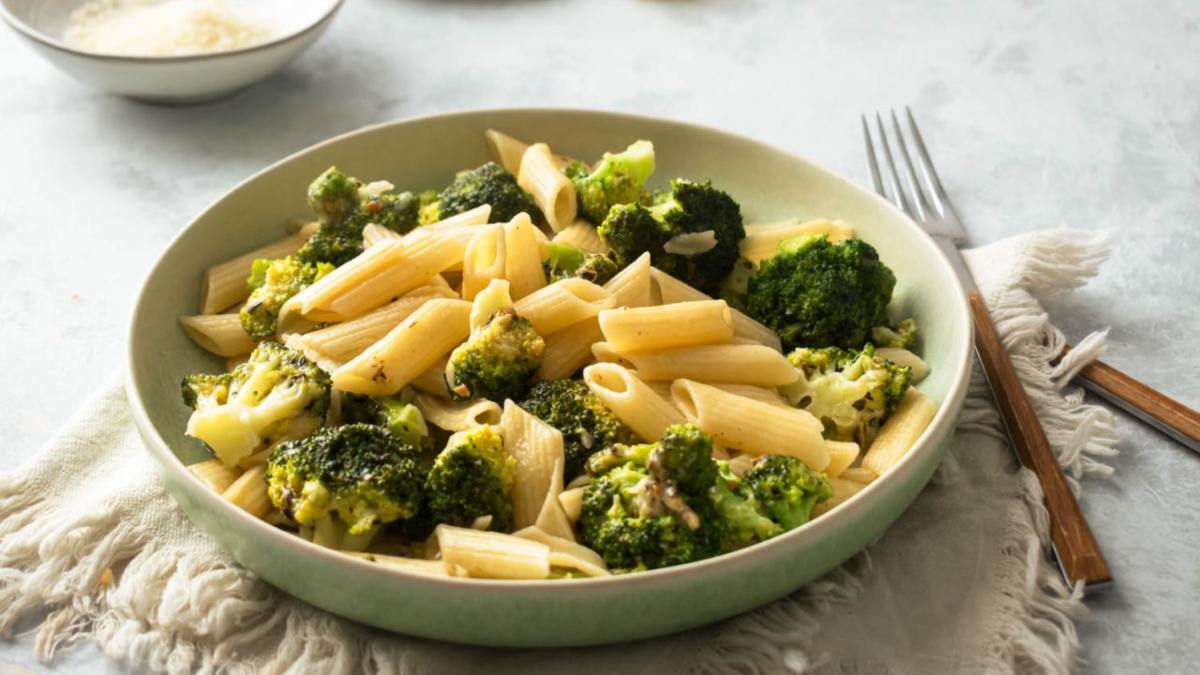 Broccoli Pasta Recipe: जब पास्ता खाने का करे मन, तो बनाएं हैल्थी ब्रोकली पास्ता…