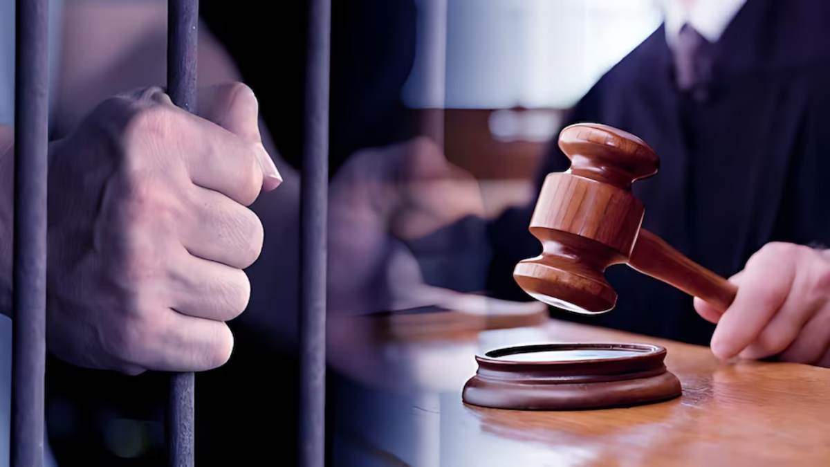 छत्तीसगढ़: पूजा कर लौट रही युवती से किया था गैंगरेप, आरोपियों को कोर्ट ने सुनाई 20-20 साल की सजा