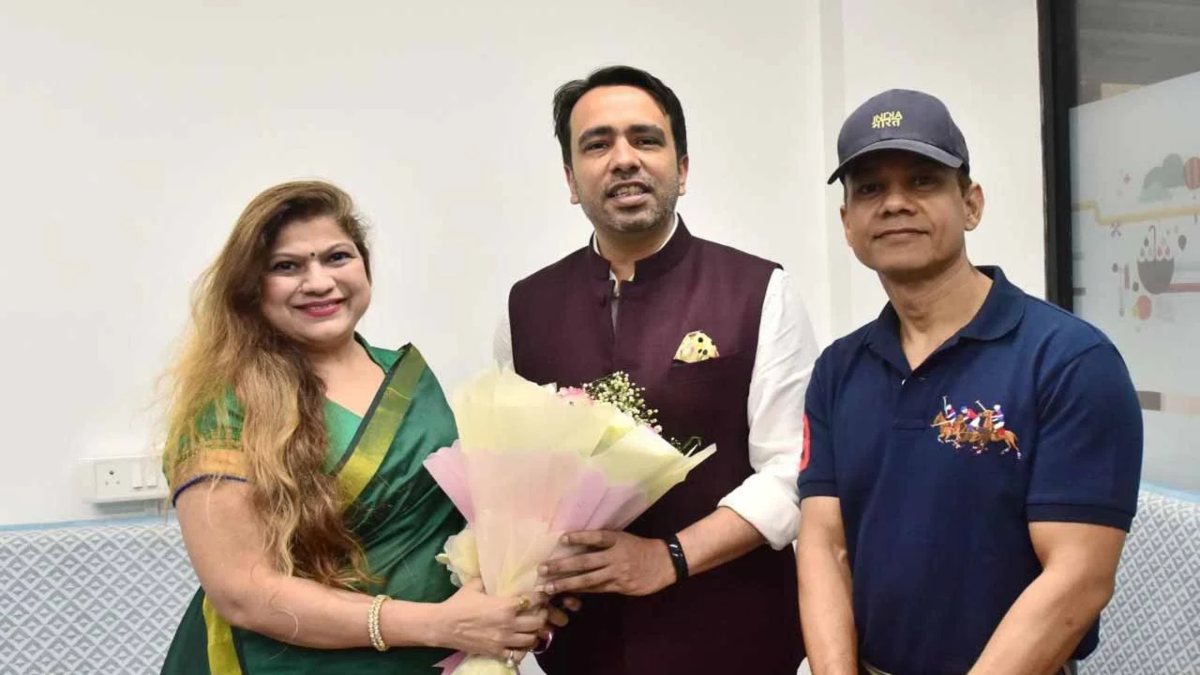 सपा की पूर्व राष्ट्रीय प्रवक्ता रोली मिश्रा तिवारी RLD में शामिल, कहा- SP बन गई सनातन द्रोहियों की पार्टी