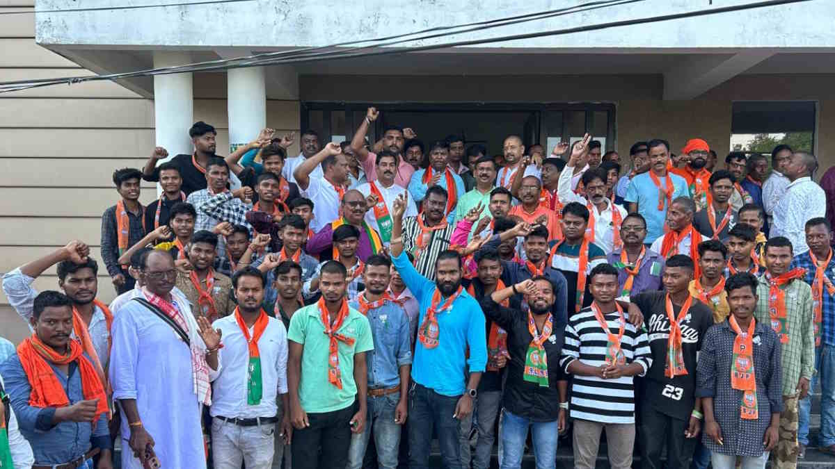 झारखंड के चुनावी दौरे पर केदार कश्यप, सिमडेगा में सैकड़ों लोगों को कराया भाजपा में प्रवेश…