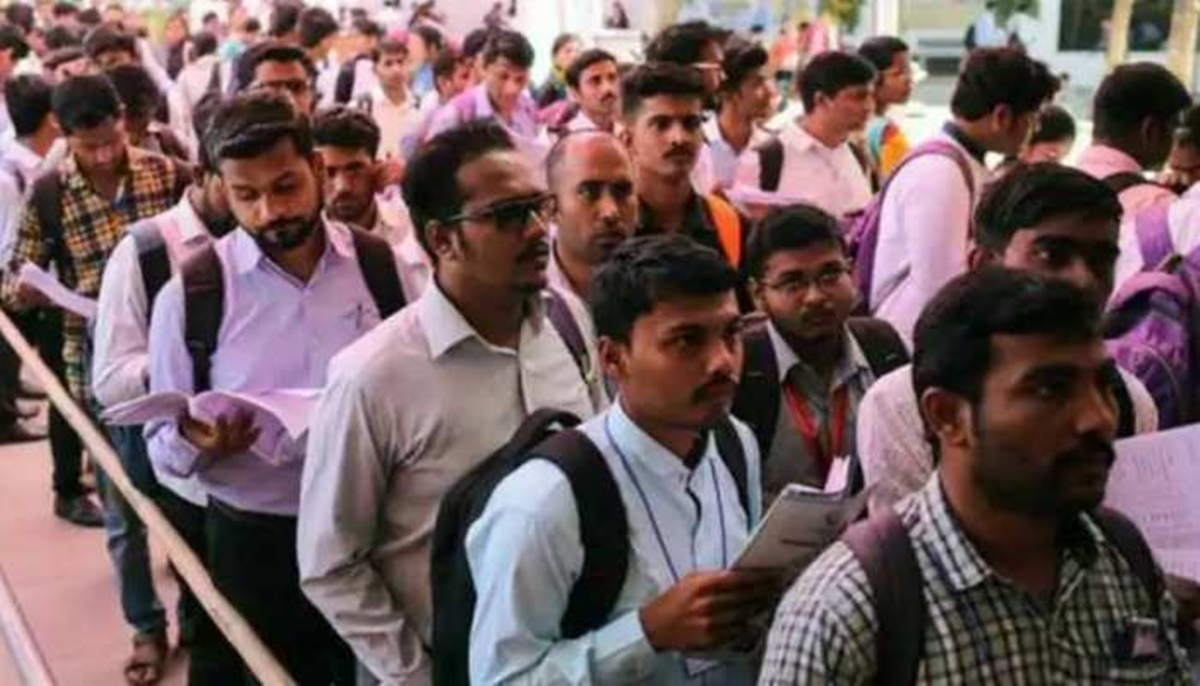 MP में बेरोजगारी दर सबसे कम: कांग्रेस ने बताया झूठ, कहा- ऐसी कौन से छड़ी घुमाई कि भोपाल का आंकड़ा दिल्ली जाकर छोटा हो गया, पेरेंट्स बोले- एग्जाम लीक से सरकारी नौकरी पर कम हुआ भरोसा