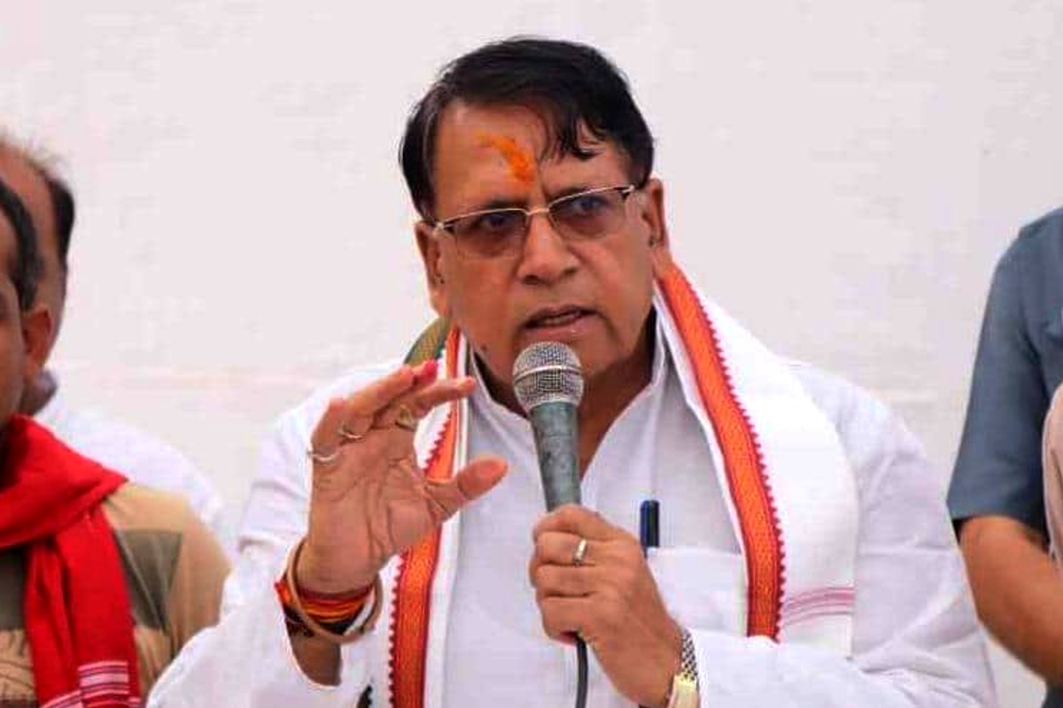 महिलाओं की सुरक्षा पर MP में सियासत: PC शर्मा ने की रेपिस्ट को गोली मारने की मांग, कहा- फांसी पर लटकाकर बनाओ Video