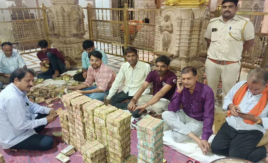 Rajasthan News: श्रीसांवलिया सेठ के दानपात्र में भक्तों की आस्था का सैलाब: चढ़ावे की गिनती में लगे 5 दिन, जानें कुल राशि