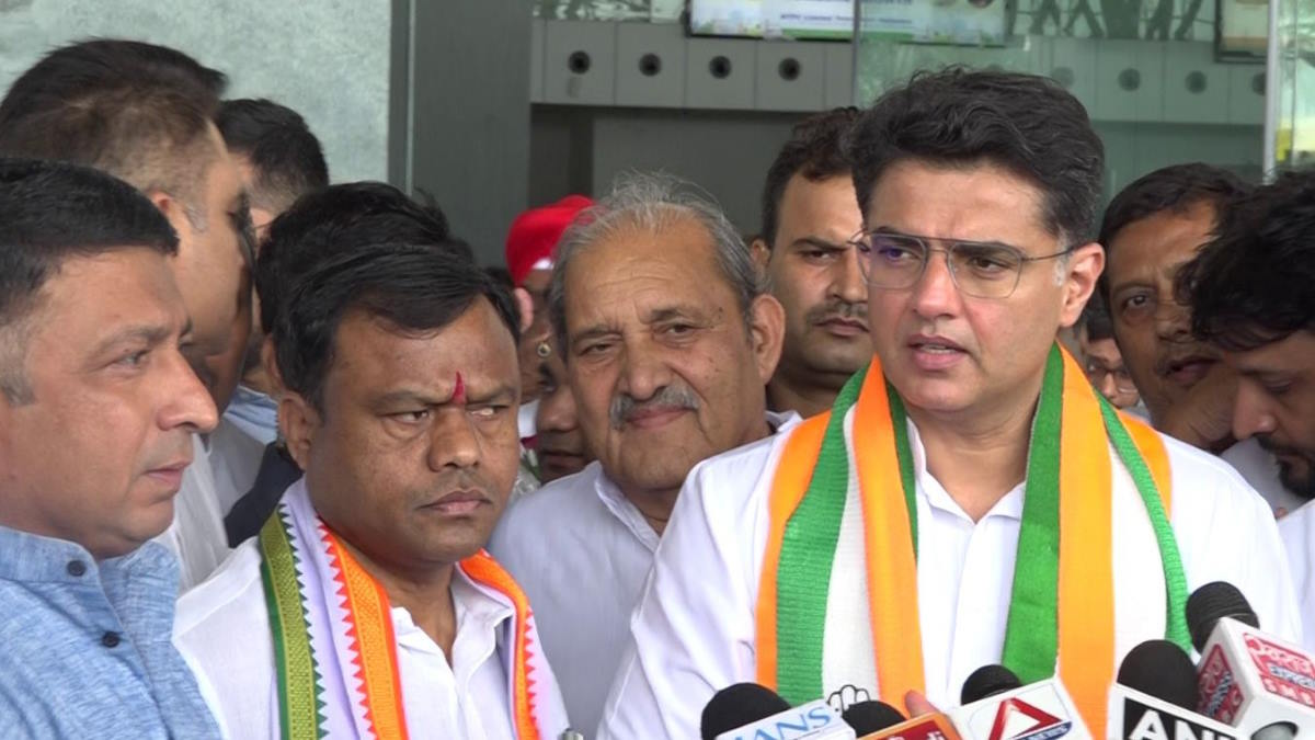 कांग्रेस प्रदेश प्रभारी सचिन पायलट का आरोप, कहा- प्रदेश में खराब लॉ एण्ड ऑर्डर की स्थिति, घोषणा पत्र में किया वादा पूरा नहीं कर पा रहे…