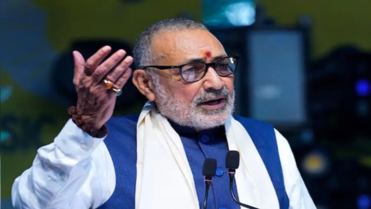 केंद्रीय मंत्री गिरिराज ने योगी सरकार के इस फैसले पर जताई खुशी, कांग्रेस-सपा पर साधा निशाना, कहा- क्या देश का धार्मिक आधार पर बंटवारा इसी दिन के लिए…