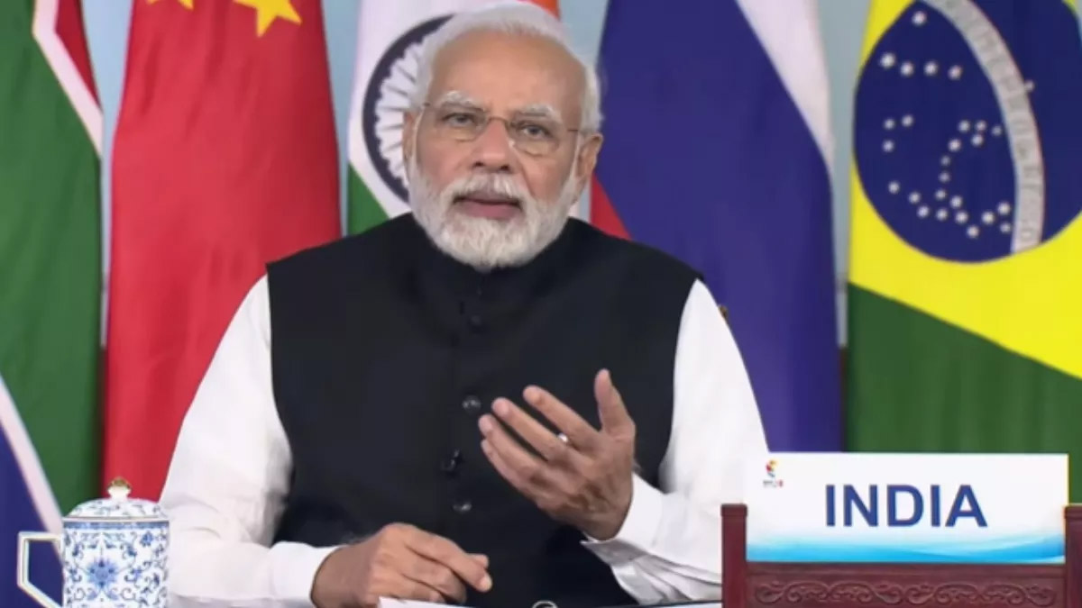 प्रधानमंत्री मोदी ने ब्रिक्स सम्मेलन में कहा,”हम युद्ध नहीं, डायलॉग और डिप्लोमेसी के समर्थक