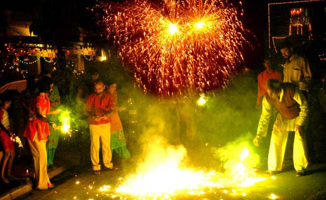 ये दिवाली भी दिल्‍लीवालों के लिए रहेगी सूखी, नहीं फोड़ पाएंगे पटाखे, दिल्ली सरकार ने 1 जनवरी 2025 तक लगाया बैन