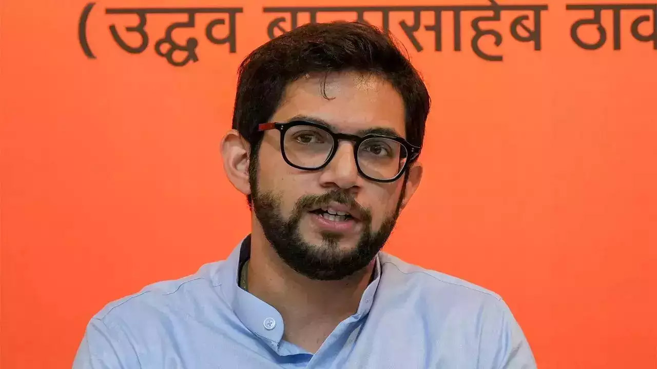 आदित्य ठाकरे ने वर्ली सीट से दाखिल किया नामांकन , बोले- हमारी सरकार बनना तय