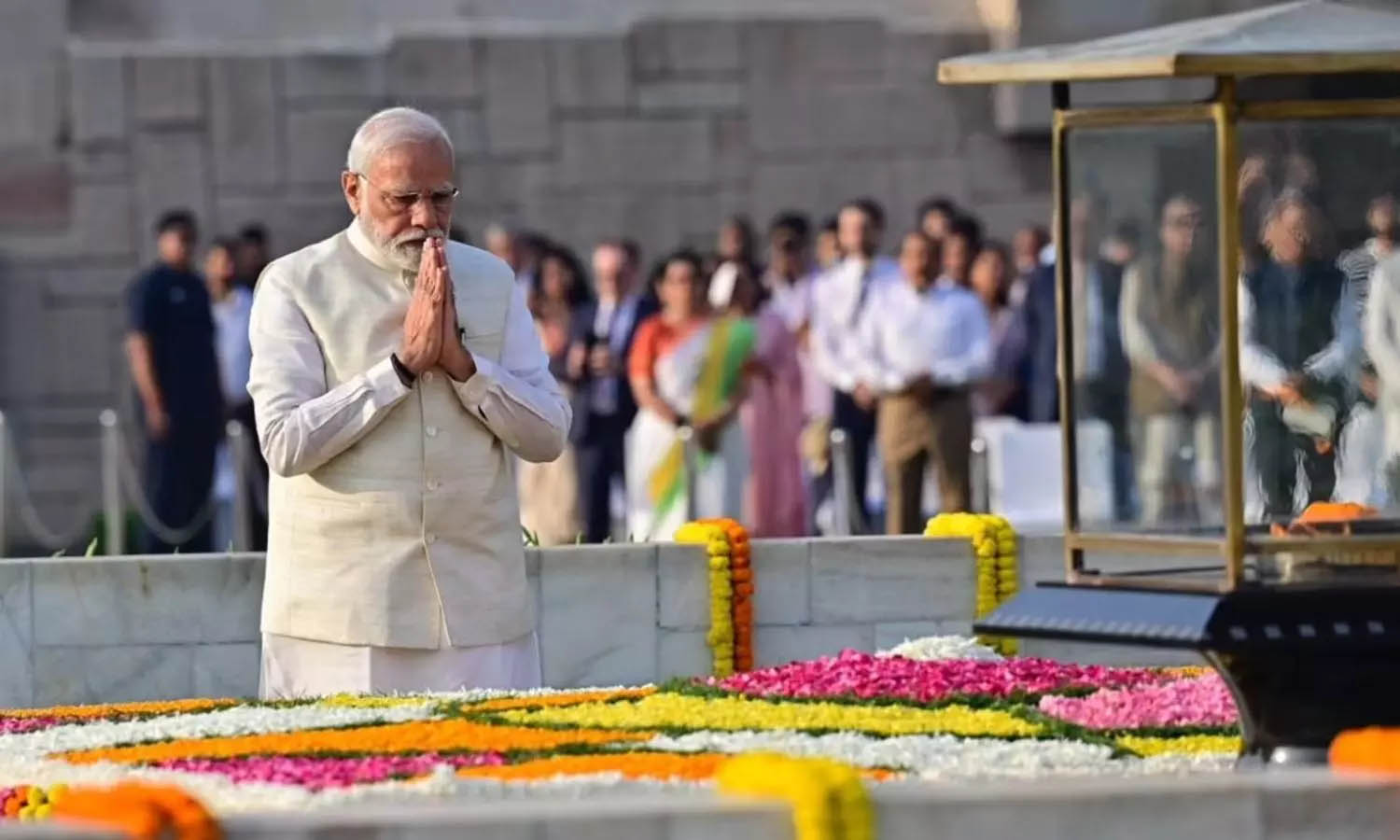 Mahatma Gandhi- Shastri Jayanti 2024: महात्मा गांधी-शास्त्री को PM मोदी-राहुल गांधी ने दी श्रद्धांजलि, देशवासियों को दिया ये खास संदेश