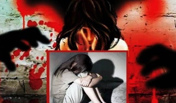 दिल्ली में दरिंदगी की हदें पार: रेप के बाद महिला को अधमरी हालत में सड़क पर फेंका , पुलिस जांच में जुटी