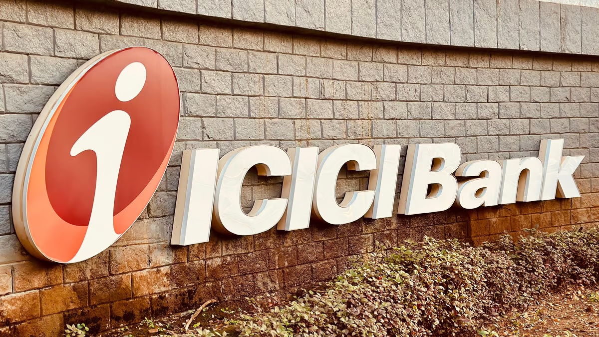 ICICI बैंक की संपत्ति कुर्क करने के आदेश