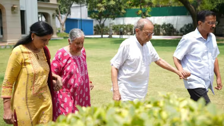 नवरात्रि में अरविंद केजरीवाल परिवार के साथ नए घर में यहां हो सकते है शिफ्ट..