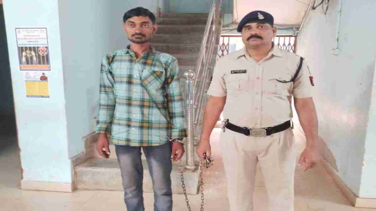 सास ने पैसा देने से मना किया तो गुस्से में दामाद ने अपने ही बेटे के सिर पर मारा पत्थर, हालत नाजुक