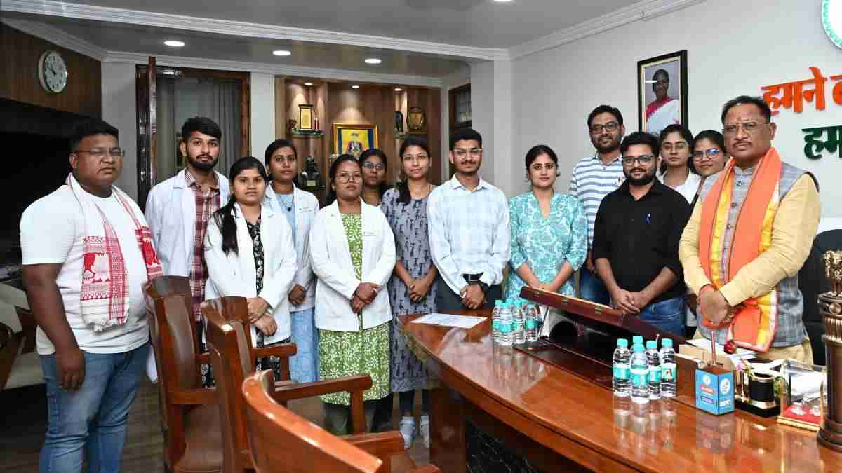 खबर का असर : संविदा अनुबंधित डॉक्टरों को मिली बड़ी राहत, स्वास्थ्य विभाग ने अपनी गलतियों को सुधारा