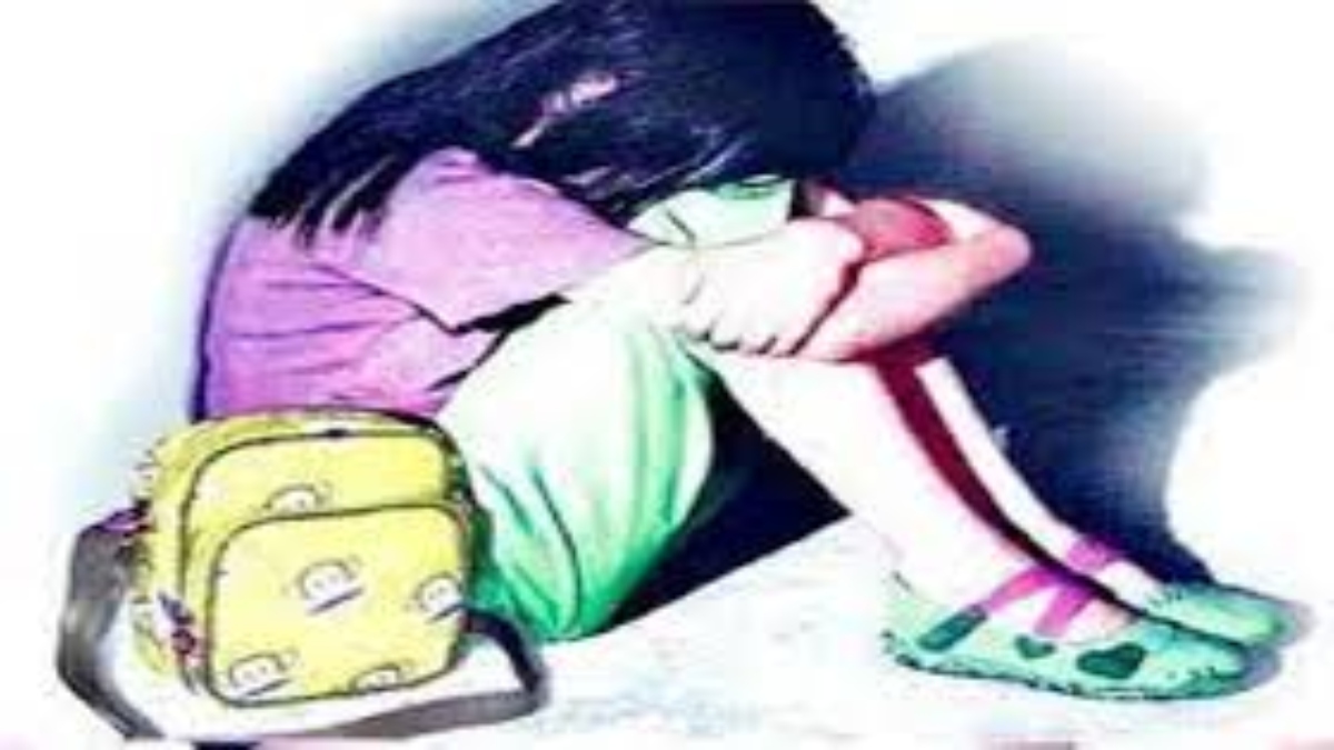 ‘शादी नहीं करोगी तो जान से मार दूंगा’, सनकी युवक ने प्रपोज करते हुए छात्रा से की छेड़छाड़, शिकायत करने पर पिता और भाई को पीटा