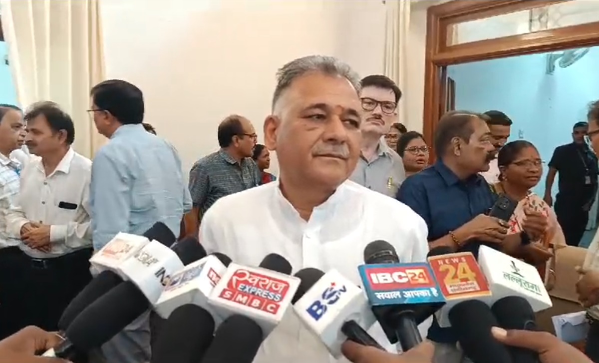 MP में होगा छात्र संघ चुनाव! उच्च शिक्षा मंत्री ने दिया ये बड़ा बयान, भारत में विदेशी मानसिकता से रह रहे लोगों को लेकर जानिए क्या कहा