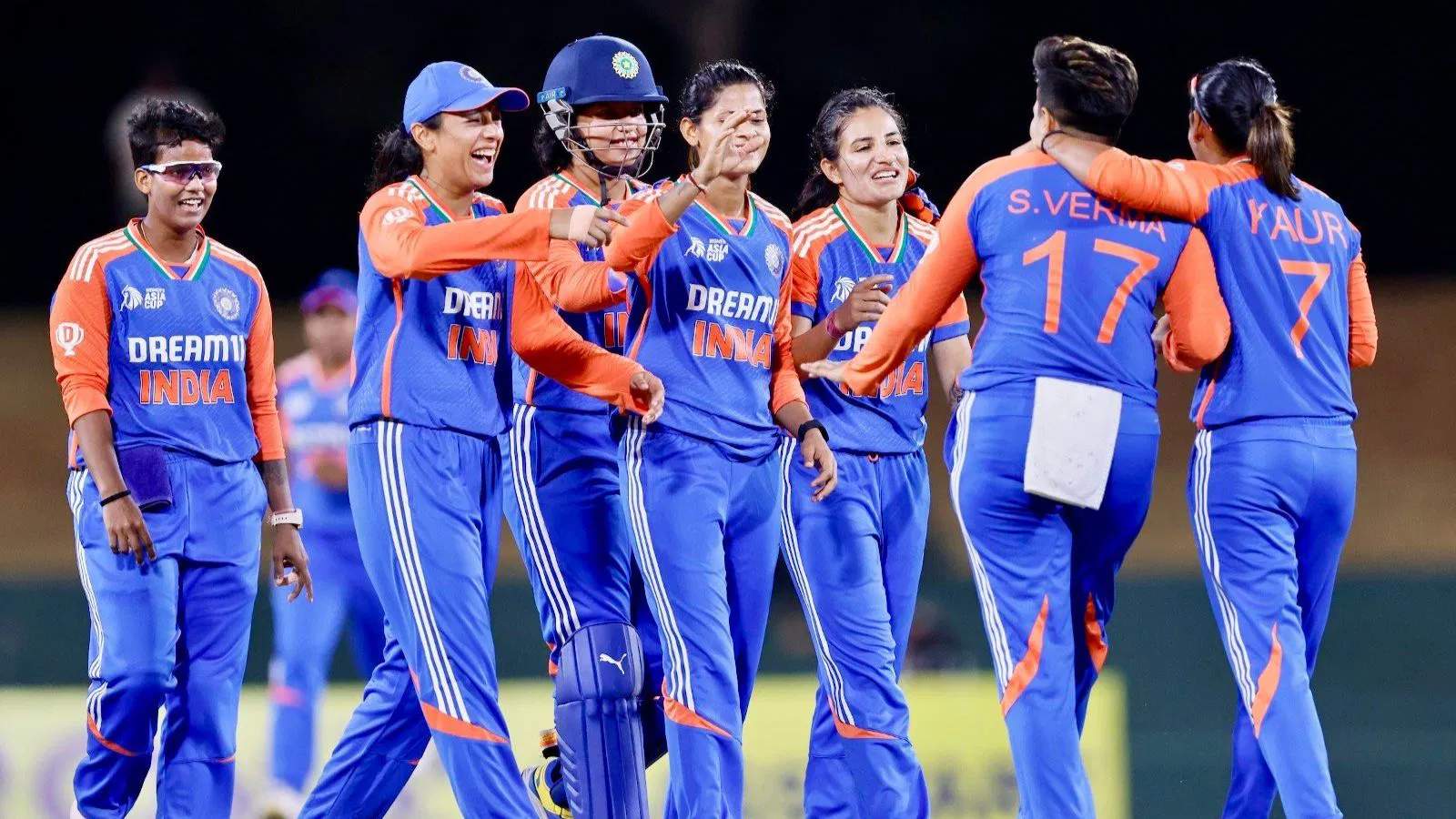 IND W vs PAK W: भारतीय टीम ने वर्ल्ड कप में दर्ज की पहली जीत, रोमांचक मुकाबले में चिर प्रतिद्वंदी पाकिस्तान को 6 विकेट से हराया