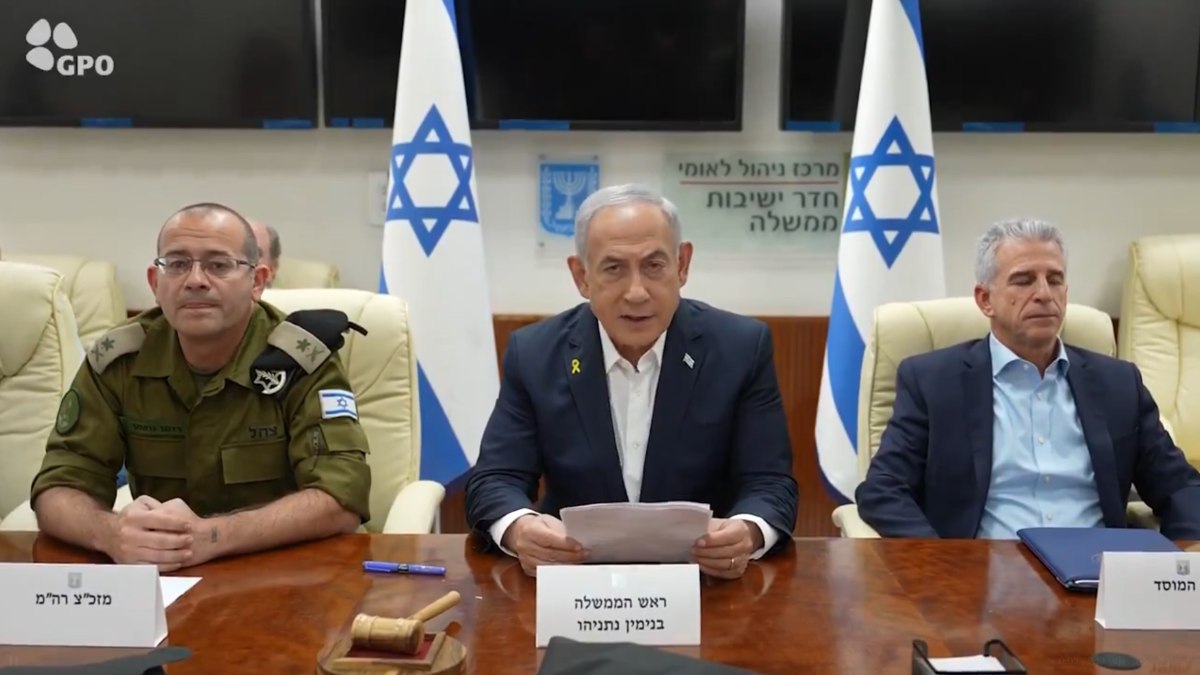 Israel-Iran War: ‘ईरान को अब ऊपर वाला भी नहीं बचा सकता, कीमत चुकाने तैयार हो…’, ईरान के अटैक बाद इजरायली पीएम नेतन्याहू ने दी चेतावनी
