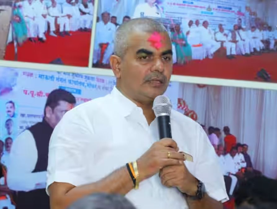 Nanded Lok Sabha ByPoll: नांदेड़ लोकसभा उपचुनाव में कांग्रेस ने घोषित किया उम्मीदवार, दिवंगत सांसद के बेटे रविंद्र वसंतराव को दिया टिकट