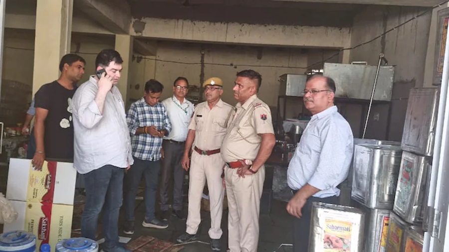 Rajasthan News: दीपावली से पहले बड़ी कार्रवाई, स्वास्थ्य विभाग ने पकड़ा 12000 लीटर मिलावटी घी