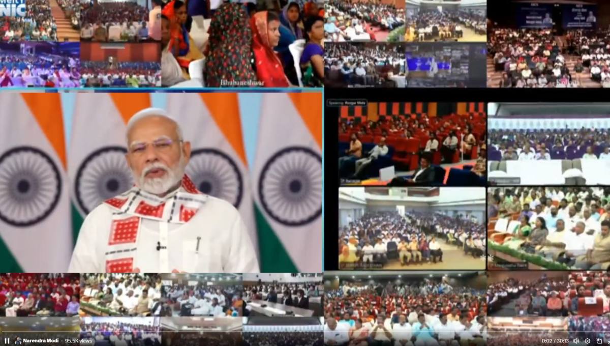 Rojgar Mela: धनतेरस पर 51 हजार युवाओं को मिला दिवाली बोनस, पीएम मोदी ने बांटे जॉइनिंग लेटर, 12,850 करोड़ के हेल्थ प्रोजेक्ट्स का किया उद्घाटन