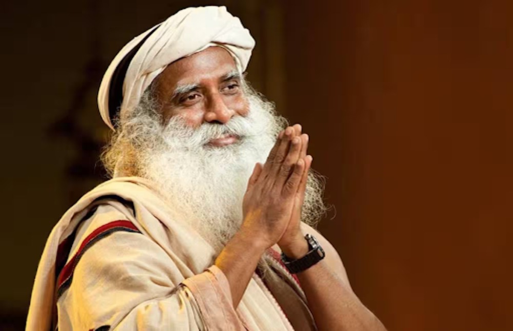 Sadhguru: सद्गुरु के ईशा फाउंडेशन आश्रम पर 150 पुलिस अधिकारियों ने मारी रेड, लड़कियों से जुड़ा है  मामला, जानें पूरी कहानी
