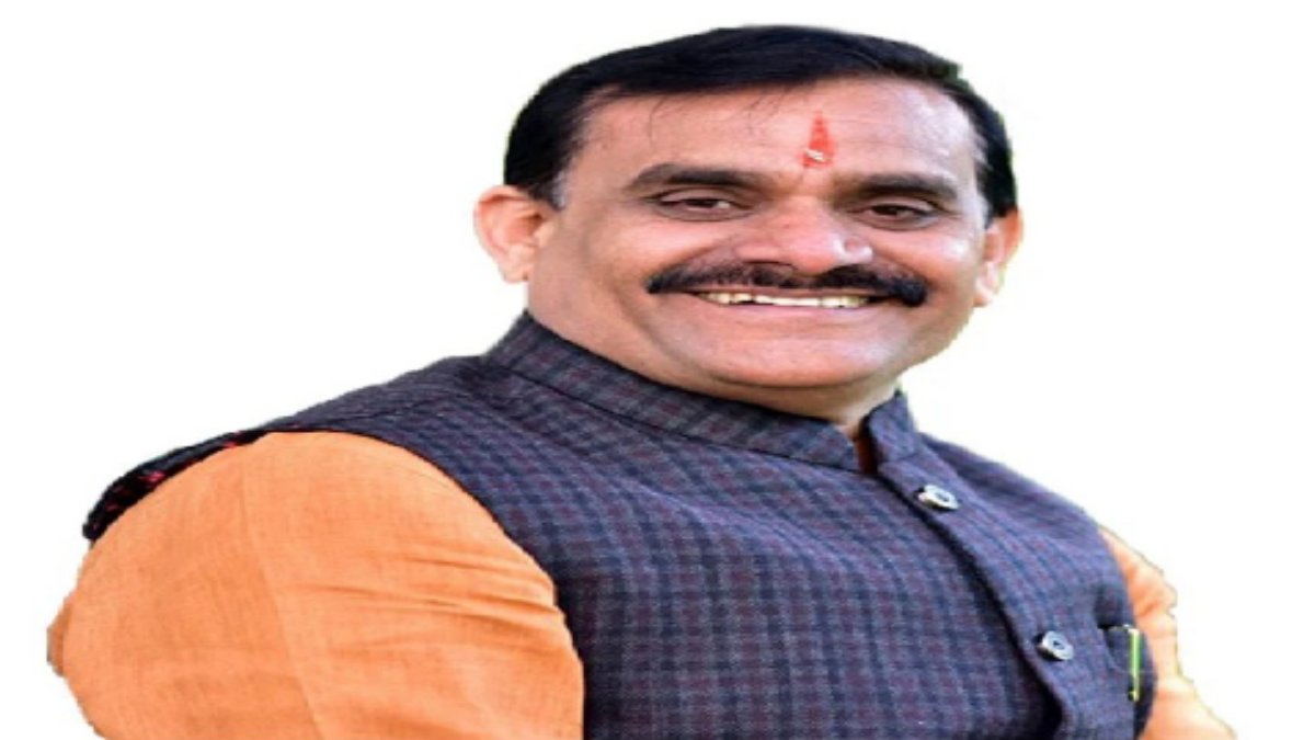 श्रीराम मंदिर पहुंचे बीजेपी प्रदेश अध्यक्ष वीडी शर्माः बोले- आज का दिन हिंदू समाज के लिए ऐतिहासिक, कांग्रेस विधायक के बयान और जिला अध्यक्षों की सूची में देरी पर कही यह बात