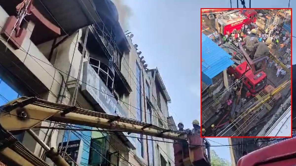 Fire in Cloth Market: कपड़ा दुकान में लगी भीषण आग, फायर ब्रिगेड की तीन गाड़ी मौके पर